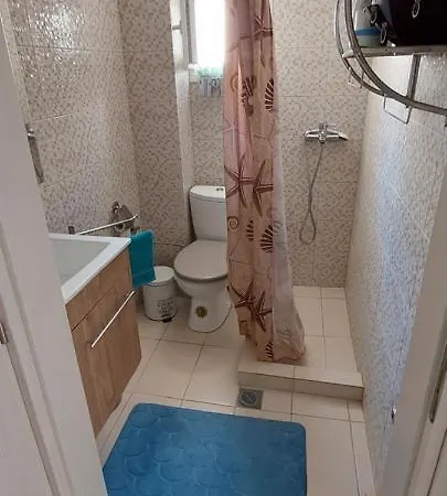 Lovely 1-bed In Perea Apartment