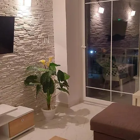 Lovely 1-bed In Perea Peraia (Thessaloniki)