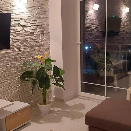 - Sleeps 2 - Parking - Balcony